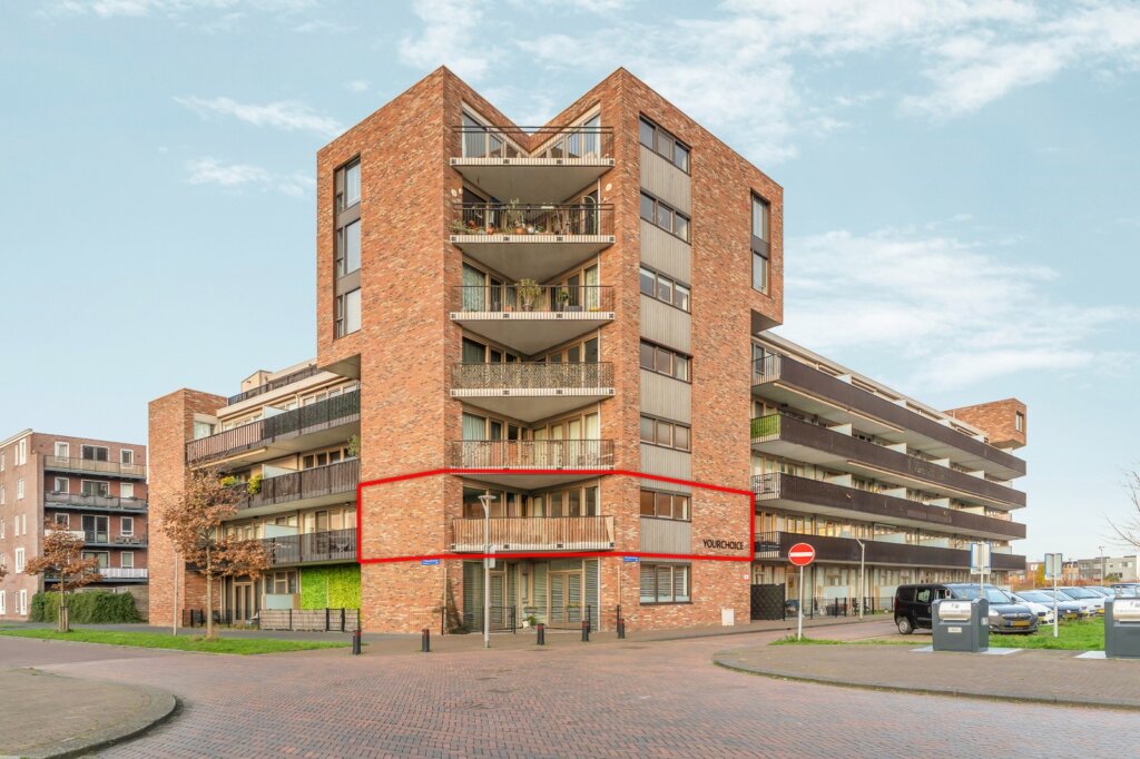 Mevr. D. de Bruin | Beneluxlaan 718, Almere